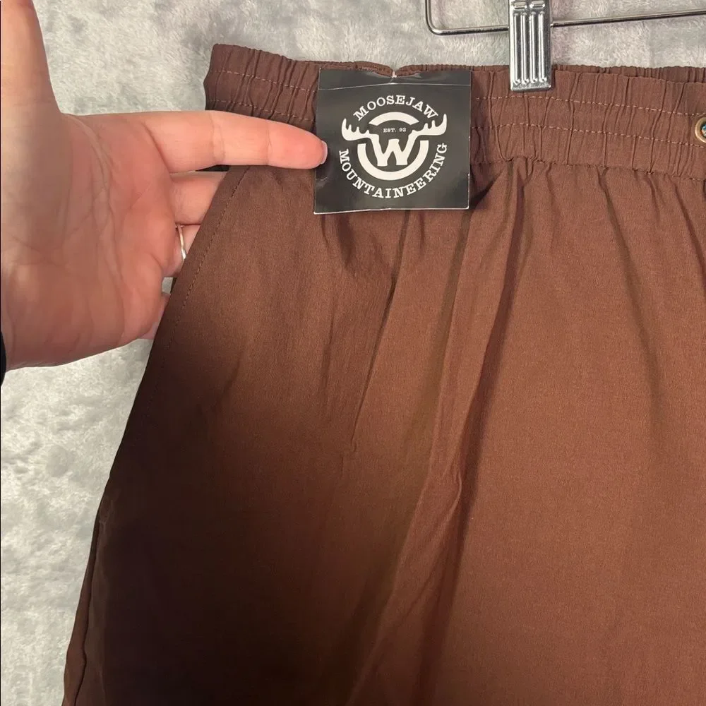 NWT New Moosejaw Hickory Brown Gray Shorts Size XXL